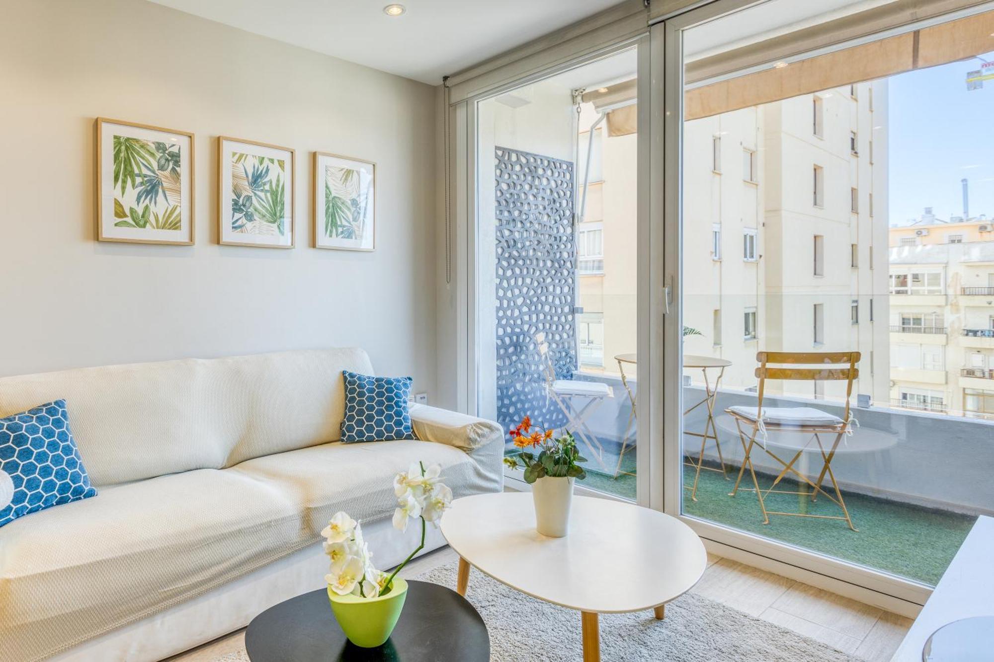 Hanami Plaza Abc Apartment Estepona